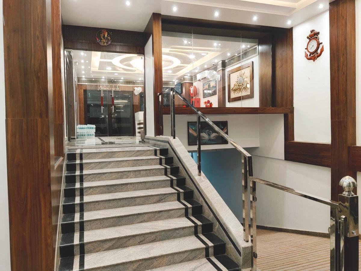 Hotel The Shree Jee Palace Mirzāpur Esterno foto