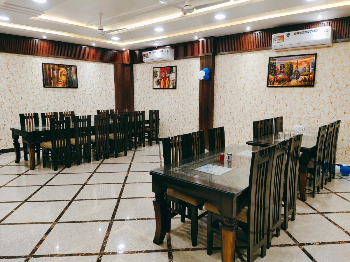 Hotel The Shree Jee Palace Mirzāpur Esterno foto