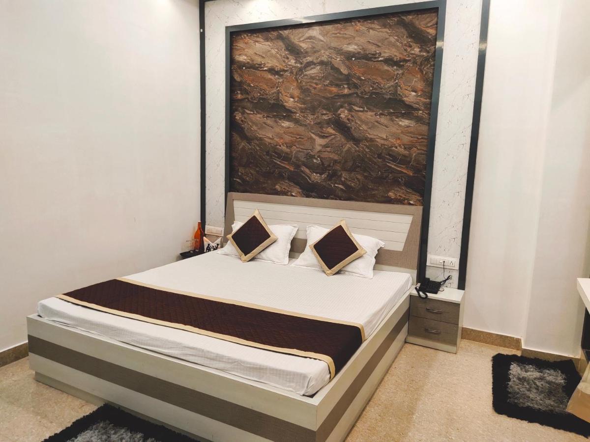 Hotel The Shree Jee Palace Mirzāpur Esterno foto