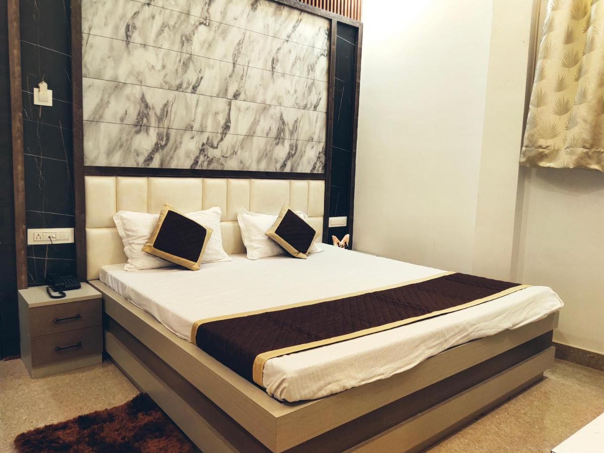 Hotel The Shree Jee Palace Mirzāpur Esterno foto