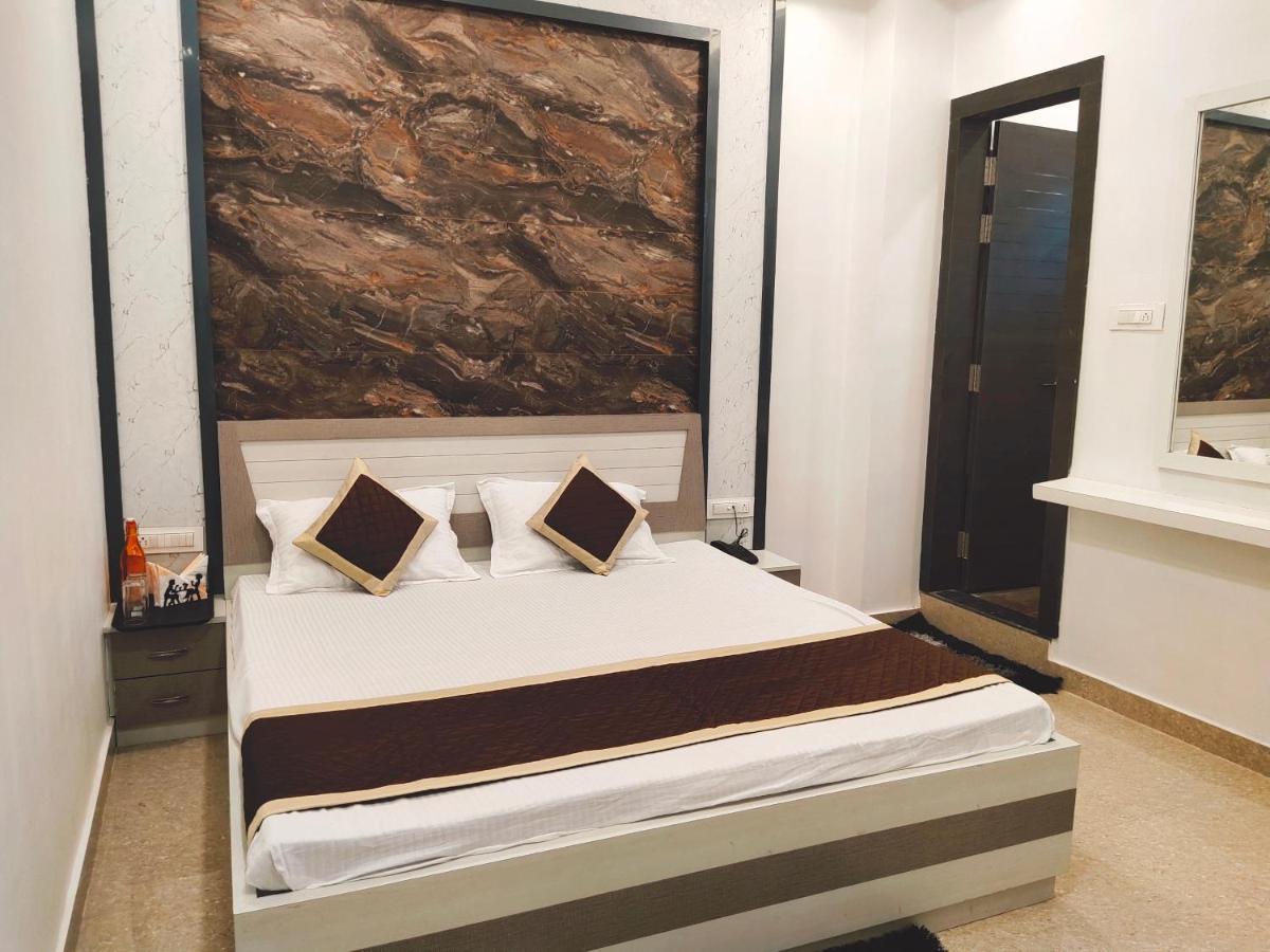 Hotel The Shree Jee Palace Mirzāpur Esterno foto